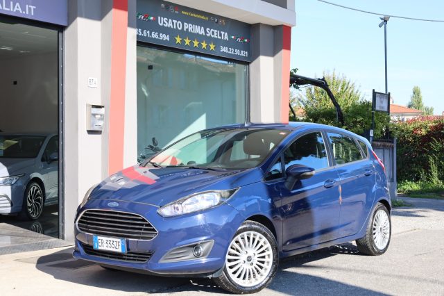 FORD Fiesta usata, con ABS