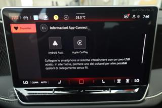 VOLKSWAGEN Passat usata, con Spoiler