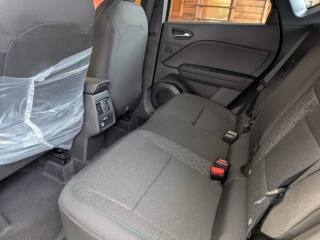 RENAULT Captur usata, con Bracciolo