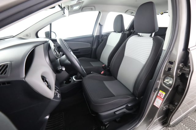 TOYOTA Yaris usata 2