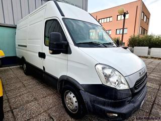 IVECO Daily usata, con Airbag