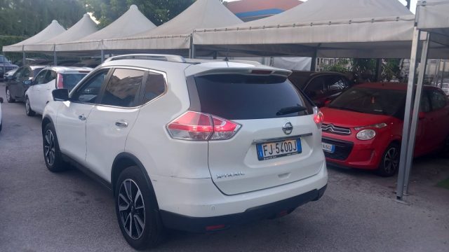 NISSAN X-Trail usata, con Autoradio