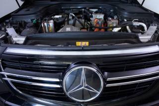 MERCEDES-BENZ EQC usata, con Sistema di navigazione