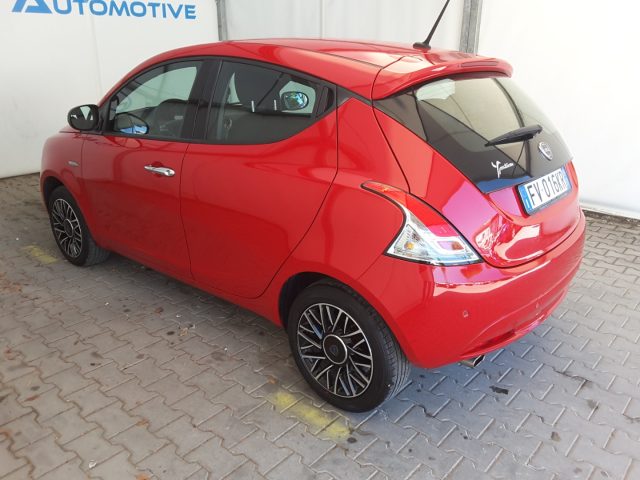 LANCIA Ypsilon usata, con Fendinebbia