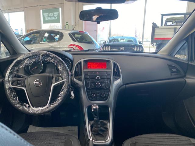 OPEL Astra usata, con Volante multifunzione