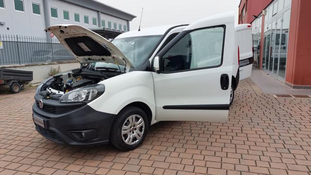 FIAT Doblo usata, con USB