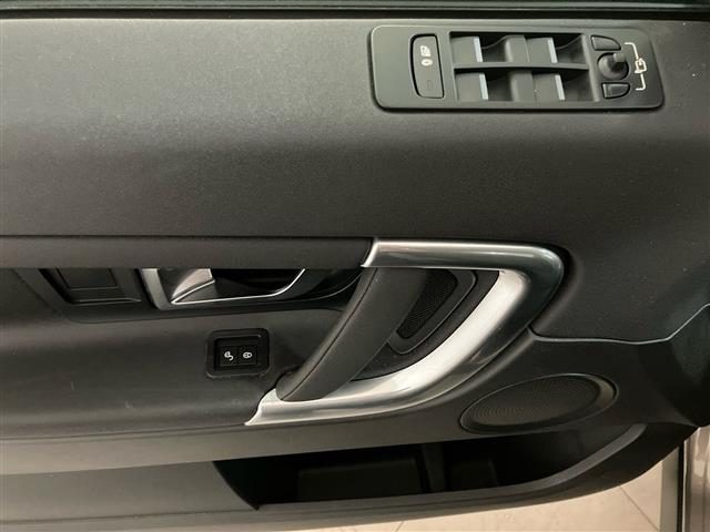 LAND ROVER Discovery Sport usata, con Volante in pelle
