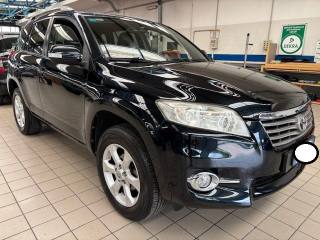 TOYOTA RAV 4 MY23 usata, con Airbag laterali
