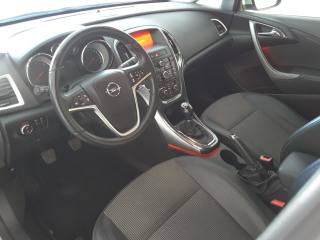OPEL Astra usata, con Autoradio