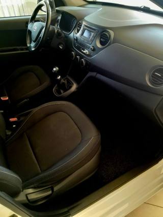 HYUNDAI i10 usata, con Servosterzo