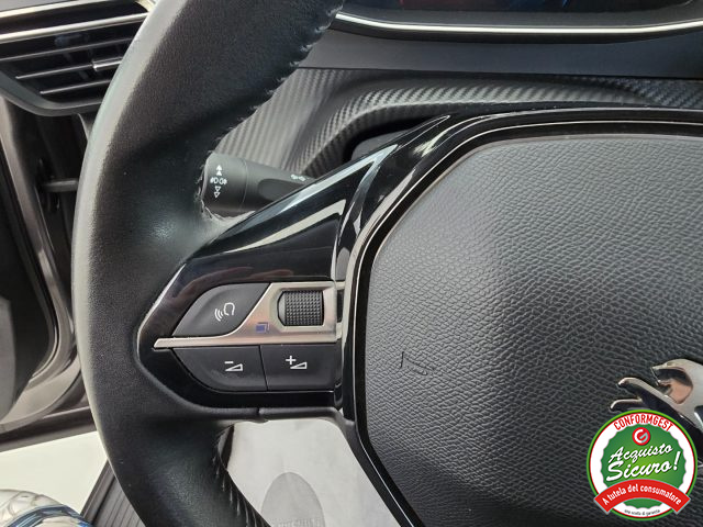 PEUGEOT 2008 usata, con Sensori di parcheggio posteriori