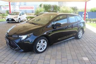 TOYOTA Corolla 1.8 Hybrid Business
