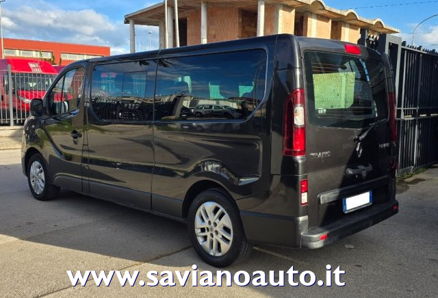 RENAULT Trafic usata, con Alzacristalli elettrici
