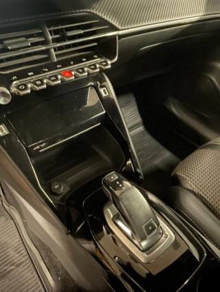 PEUGEOT 208 usata, con ESP