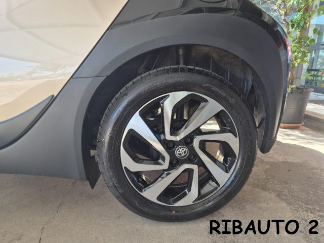 TOYOTA Aygo X usata, con USB