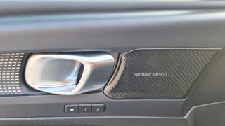 VOLVO XC40 usata, con Airbag laterali