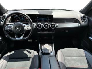 MERCEDES-BENZ GLB 200 usata, con Climatizzatore