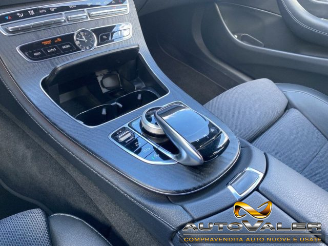 MERCEDES-BENZ E 200 usata, con Controllo automatico clima