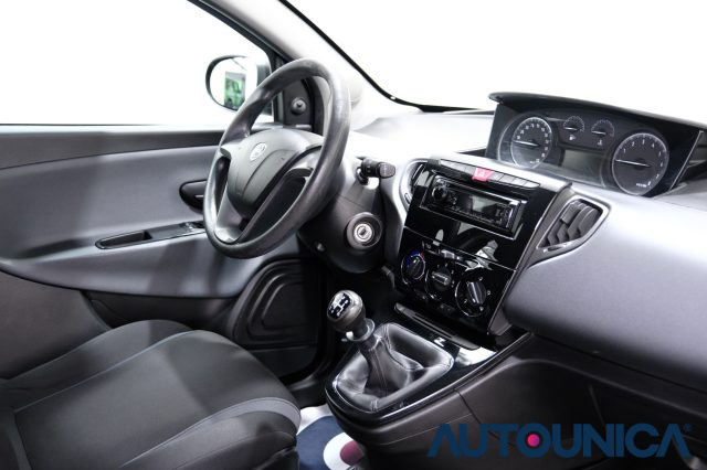 LANCIA Ypsilon usata 45