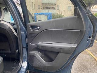 RENAULT Captur usata 17