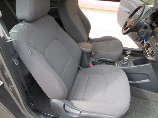 KIA Rio usata, con USB