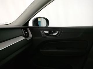 VOLVO XC60 usata, con Luci diurne LED