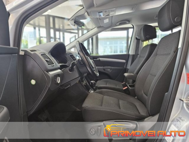 VOLKSWAGEN Sharan usata, con Airbag