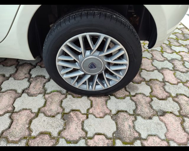 LANCIA Ypsilon usata, con Climatizzatore