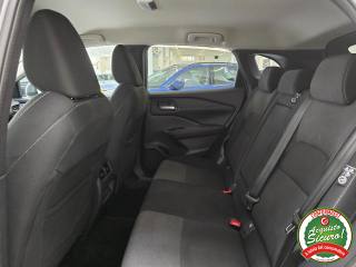 NISSAN Qashqai usata, con Fari LED