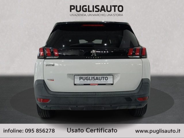 PEUGEOT 5008 usata, con Autoradio