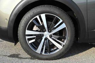PEUGEOT 3008 usata, con Autoradio