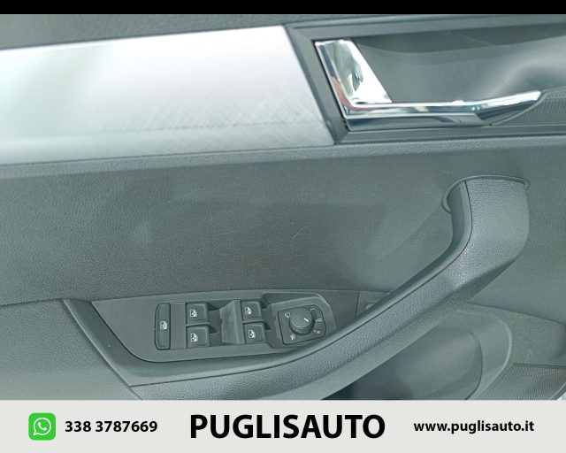 SKODA Karoq usata, con Autoradio digitale