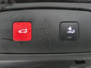 OPEL Grandland usata, con Autoradio