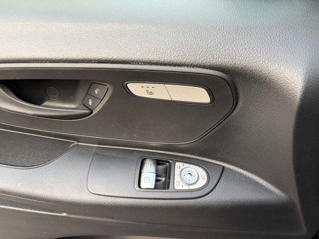 MERCEDES-BENZ Vito usata, con Portellone posteriore elettrico