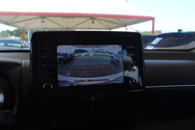 TOYOTA Yaris usata, con Specchietti laterali elettrici