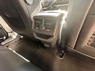 PEUGEOT 3008 usata, con USB