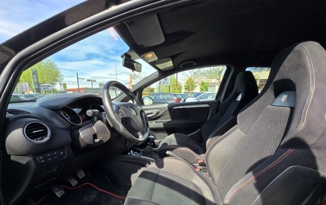 ABARTH Punto Evo usata, con Autoradio