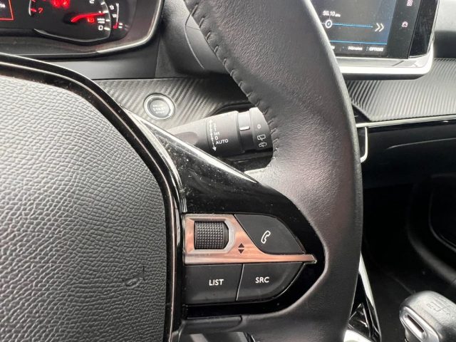 PEUGEOT 208 usata, con Controllo automatico clima