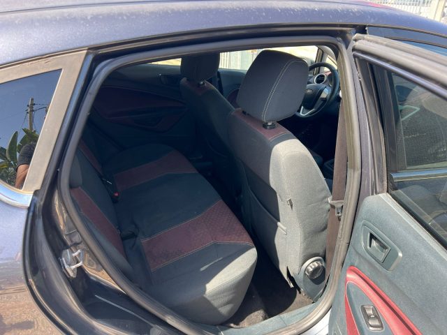 FORD Fiesta usata, con Servosterzo