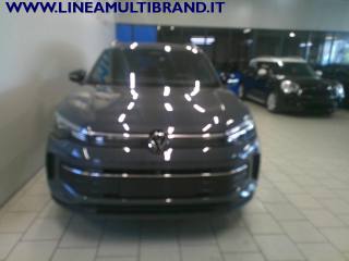 VOLKSWAGEN Tiguan usata, con Bracciolo