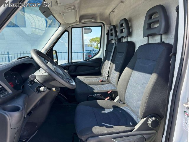 IVECO Daily usata, con Servosterzo