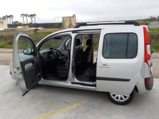 RENAULT Kangoo usata, con Climatizzatore