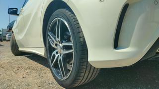 MERCEDES-BENZ A 180 usata, con Volante multifunzione