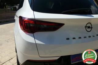 OPEL Grandland usata, con Sensore di pioggia