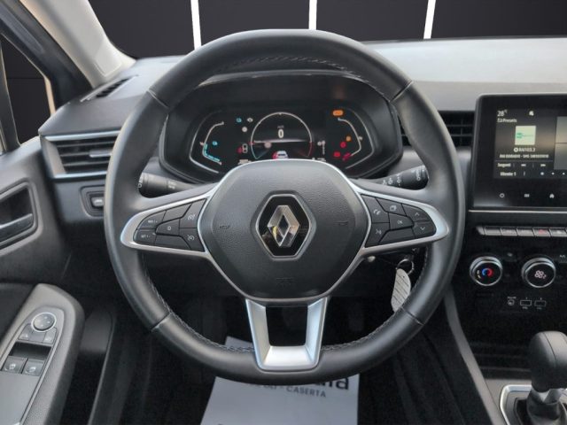 RENAULT Clio usata, con Bluetooth