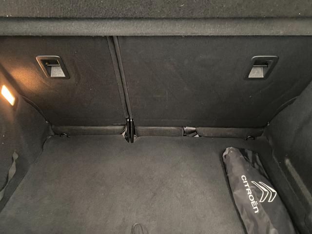 DS AUTOMOBILES DS 3 usata, con Controllo automatico clima