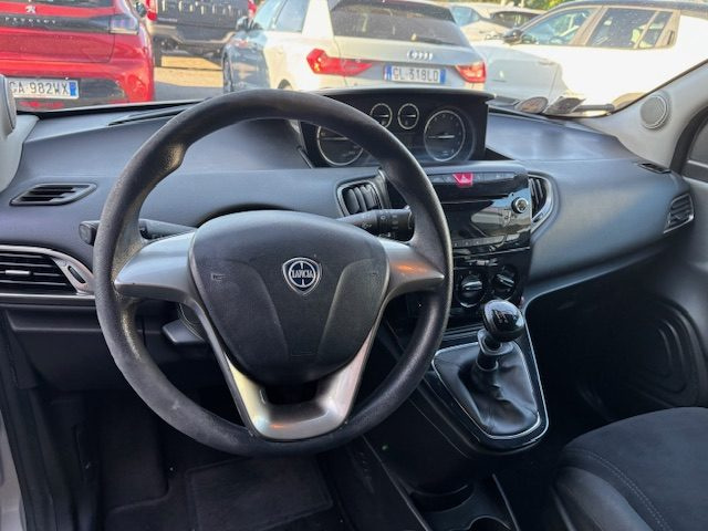 LANCIA Ypsilon usata, con Sensori di parcheggio posteriori