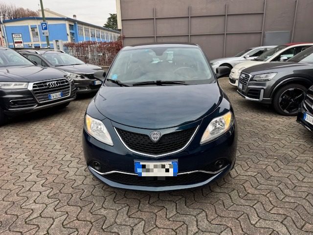 LANCIA Ypsilon usata, con Airbag