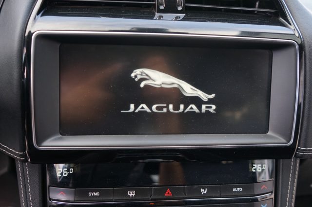 JAGUAR F-Pace usata, con Telecamera per parcheggio assistito