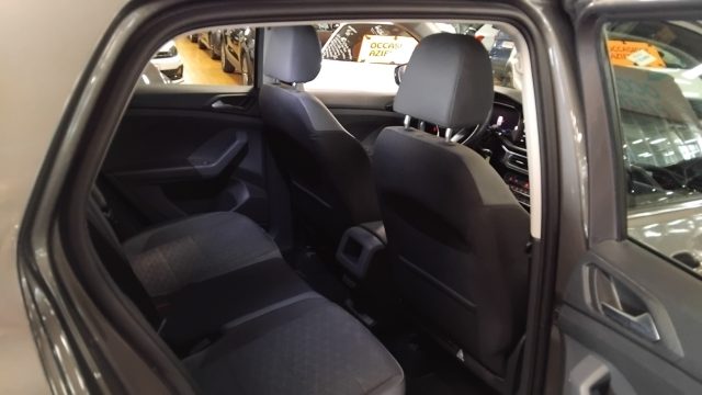 VOLKSWAGEN T-Cross usata, con ESP